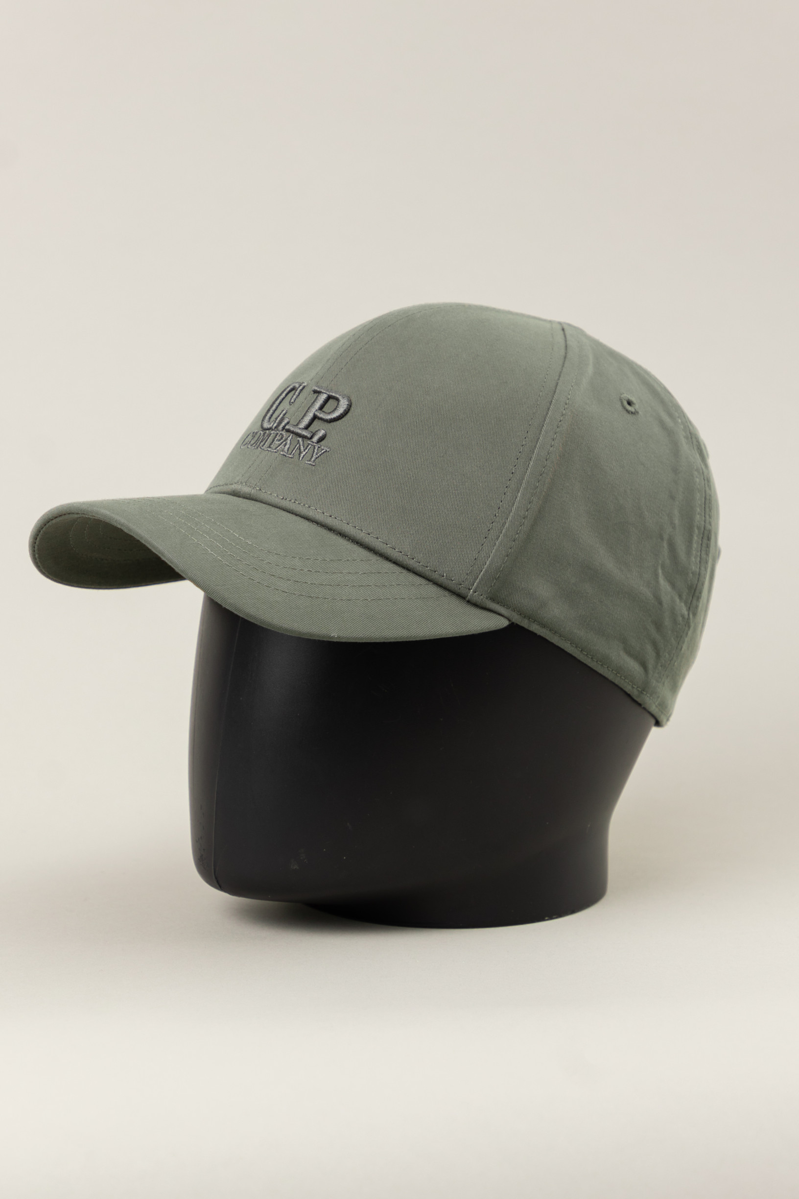 Чоловіча кепка C.P. COMPANY CMAC282A 006288A COL:669, колір зелений