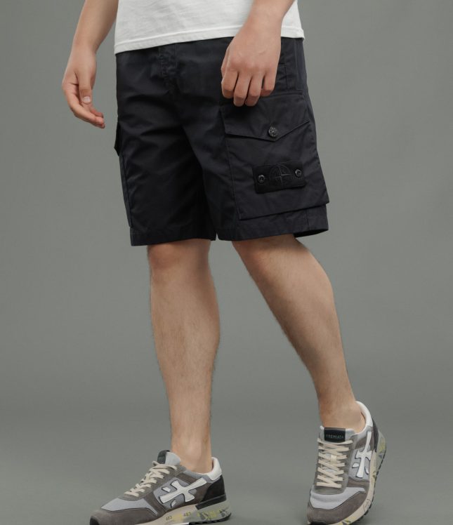 Чоловічі шорти STONE ISLAND 15L02F1 V0029, колір чорний | Ціна 16999 грн, фото 1