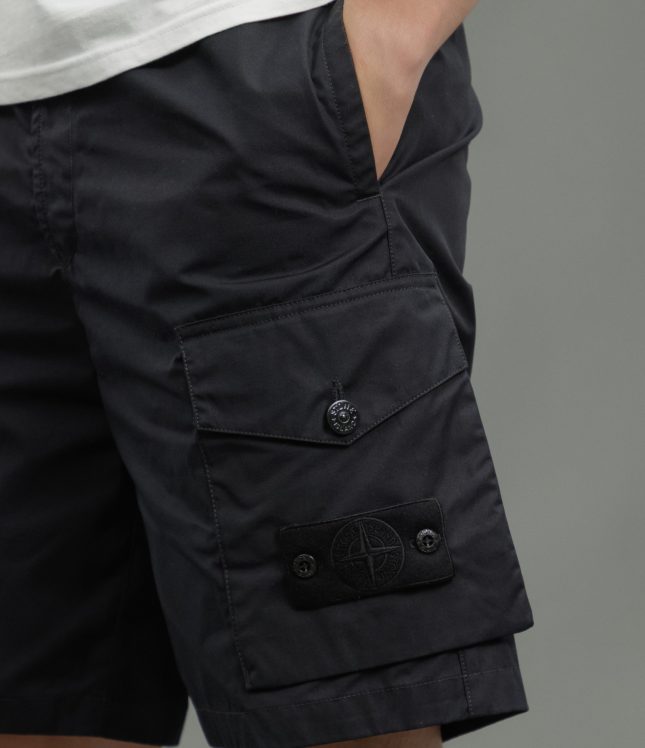 Чоловічі шорти STONE ISLAND 15L02F1 V0029, колір чорний | Ціна 16999 грн, фото 4