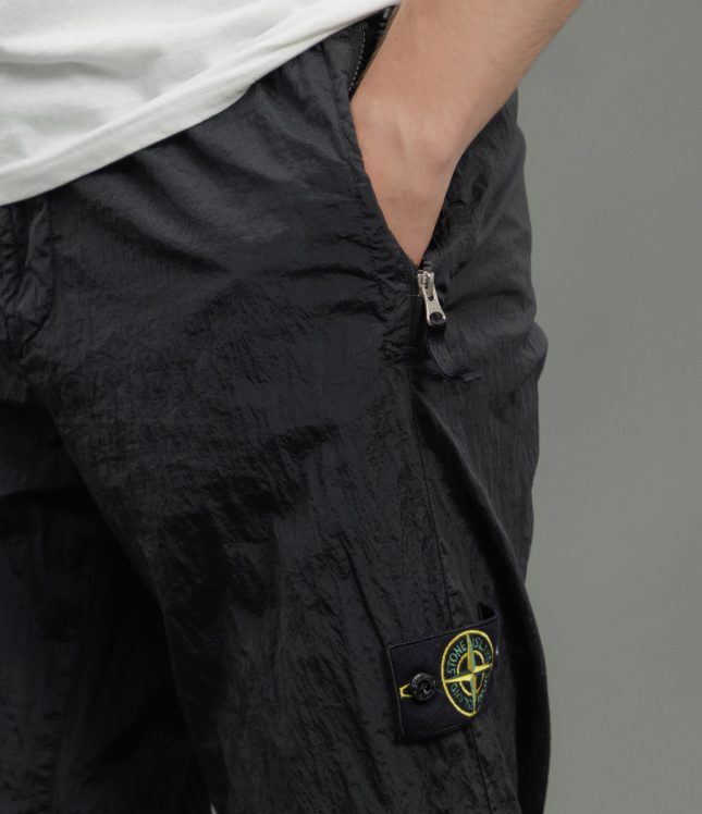 Чоловічі штани STONE ISLAND 1531019 V0029, колір чорний | Ціна 22999 грн, фото 4