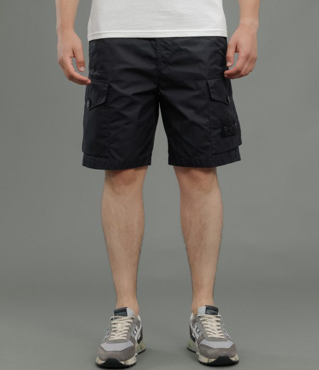 Чоловічі шорти STONE ISLAND 15L02F1 V0029, колір чорний | Ціна 16999 грн, фото 2