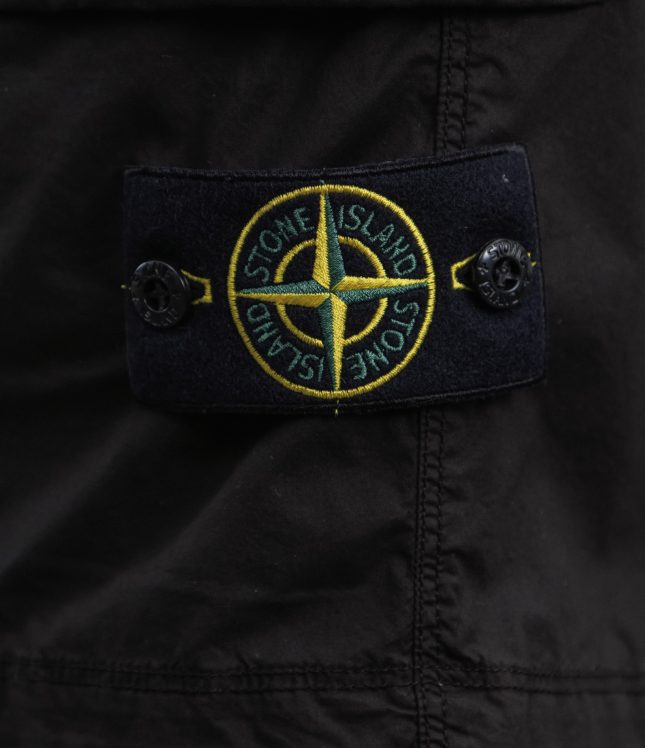 Чоловічі шорти STONE ISLAND 15L100009-S0003 V0029, колір чорний | Ціна 13499 грн, фото 7