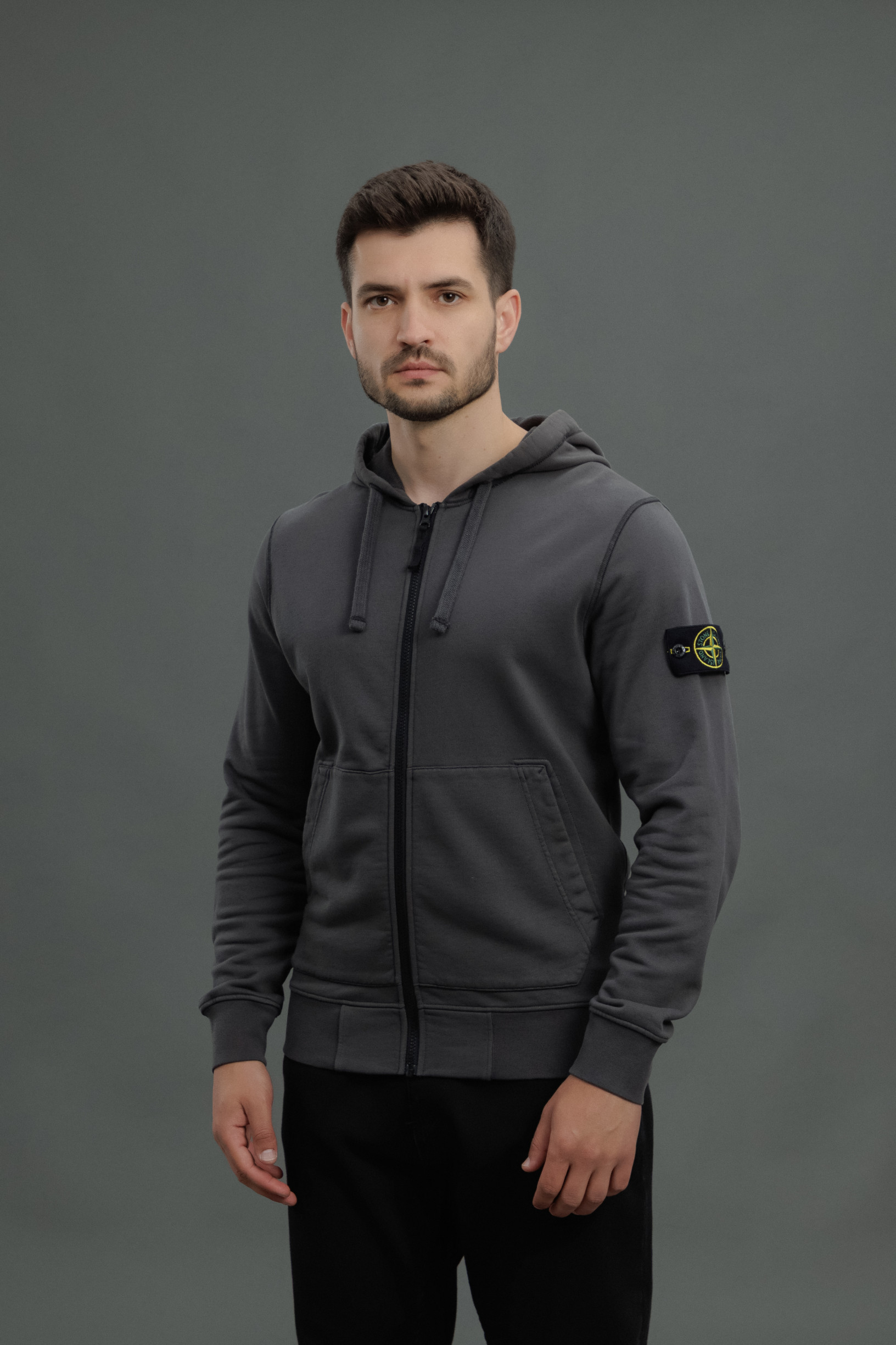 Чоловіче худі STONE ISLAND 1564251 V0065, колір сірий