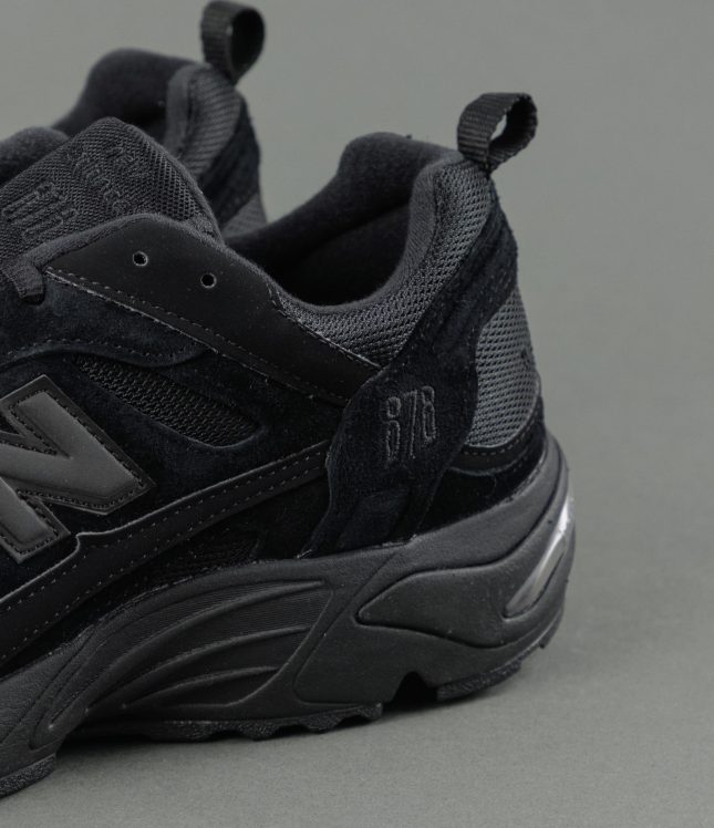 Чоловічі кросівки NEW BALANCE CM878XL, колір чорний | Ціна 3599 грн, фото 4