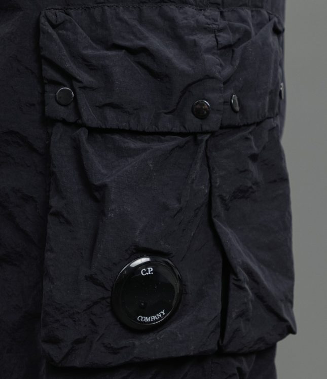 Чоловічі шорти C.P. COMPANY CMBW234A 005991G COL:999, колір чорний | Ціна 7999 грн, фото 4