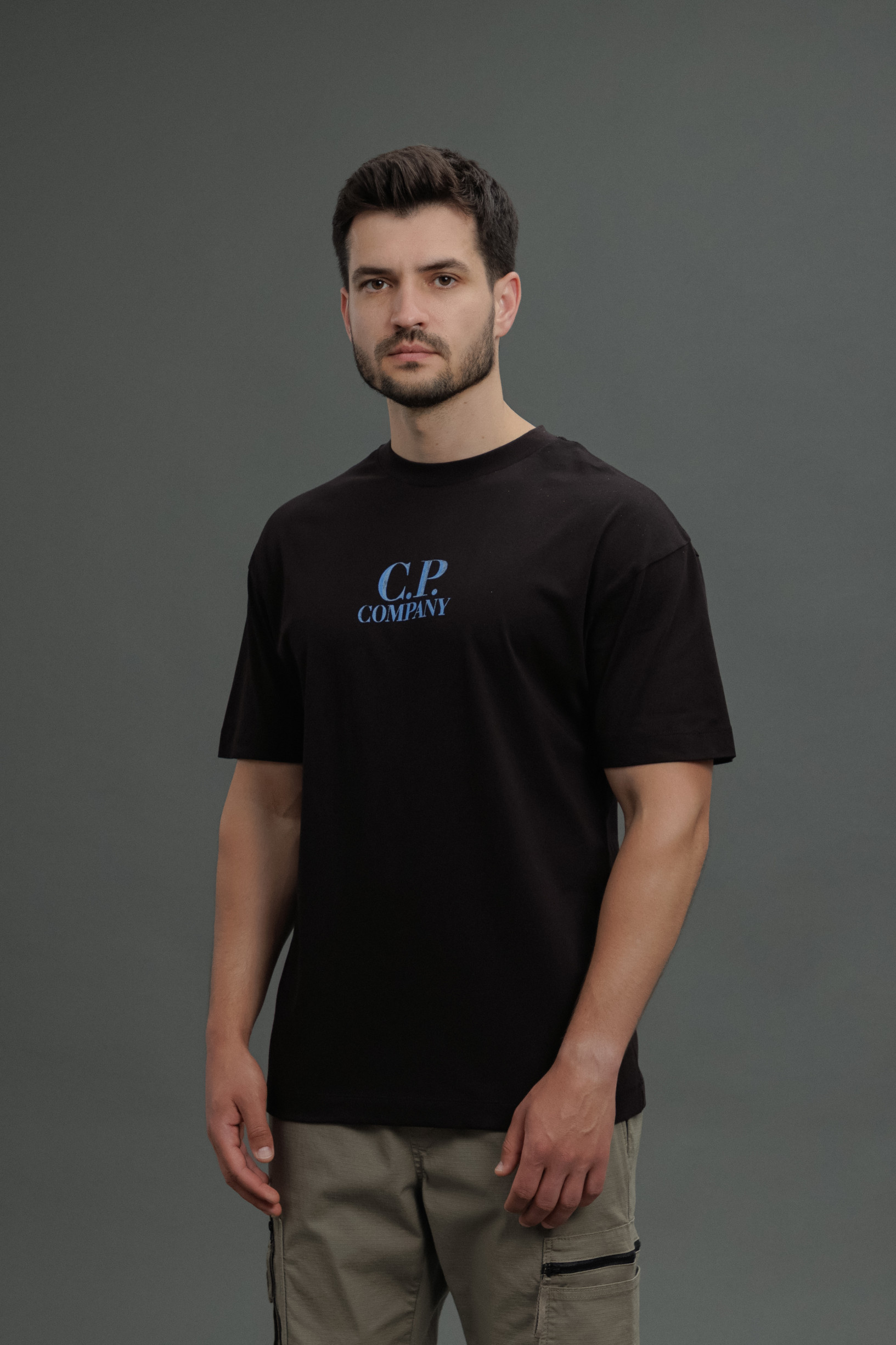 Чоловіча футболка C.P. COMPANY CMTS141A 005100W COL:999, колір чорний