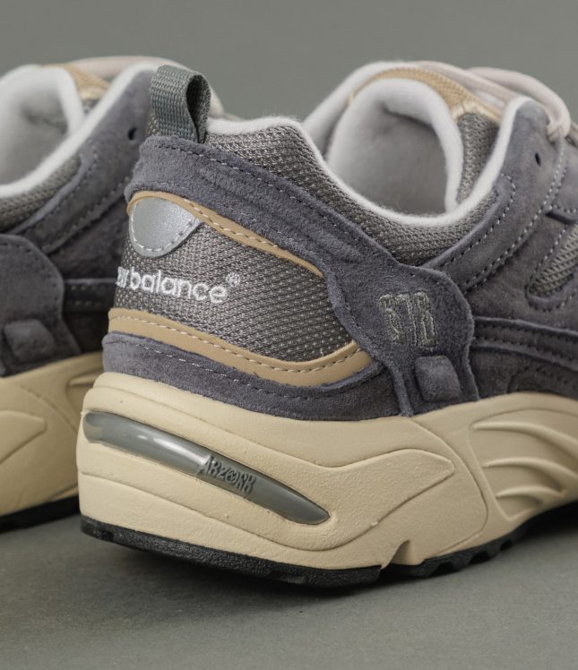 Чоловічі кросівки NEW BALANCE CM878MG1, колір сірий | Ціна 3599 грн, фото 8