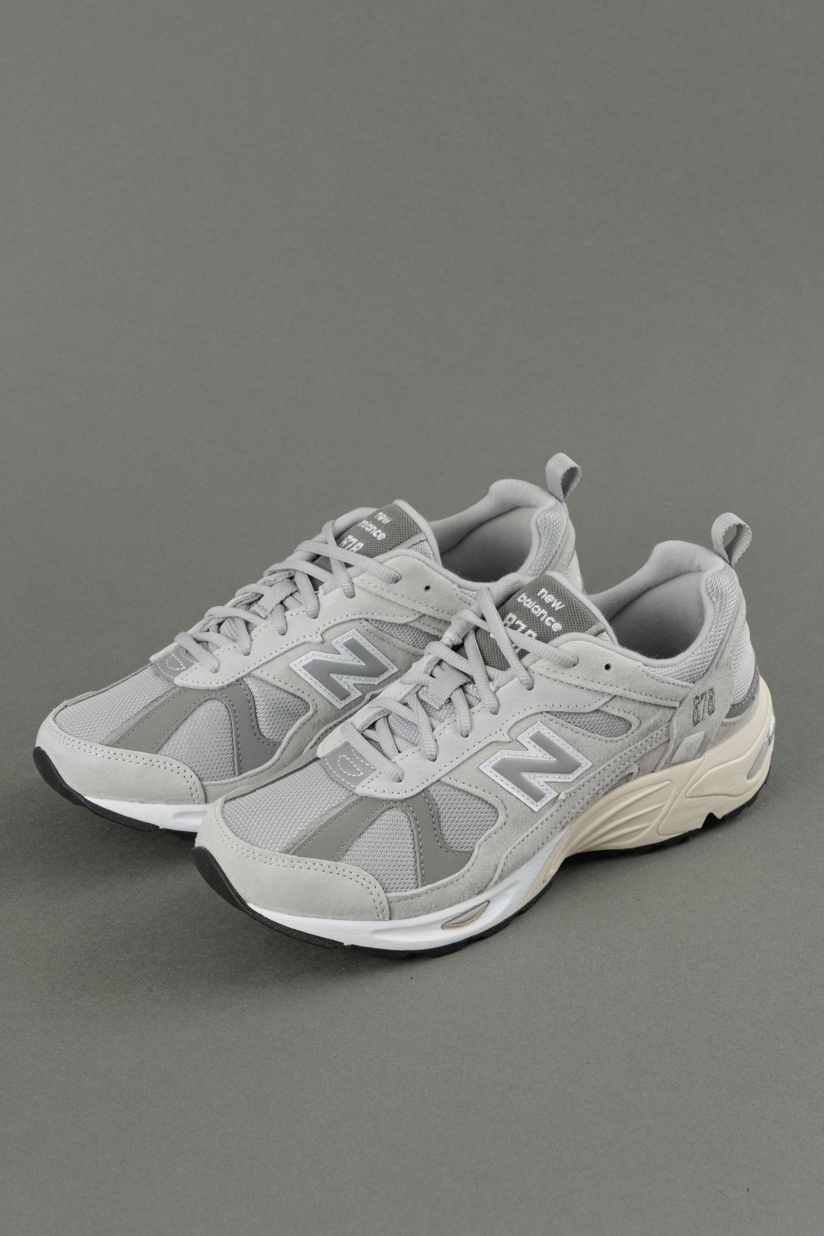 Чоловічі кросівки NEW BALANCE CM878MT1, колір сірий
