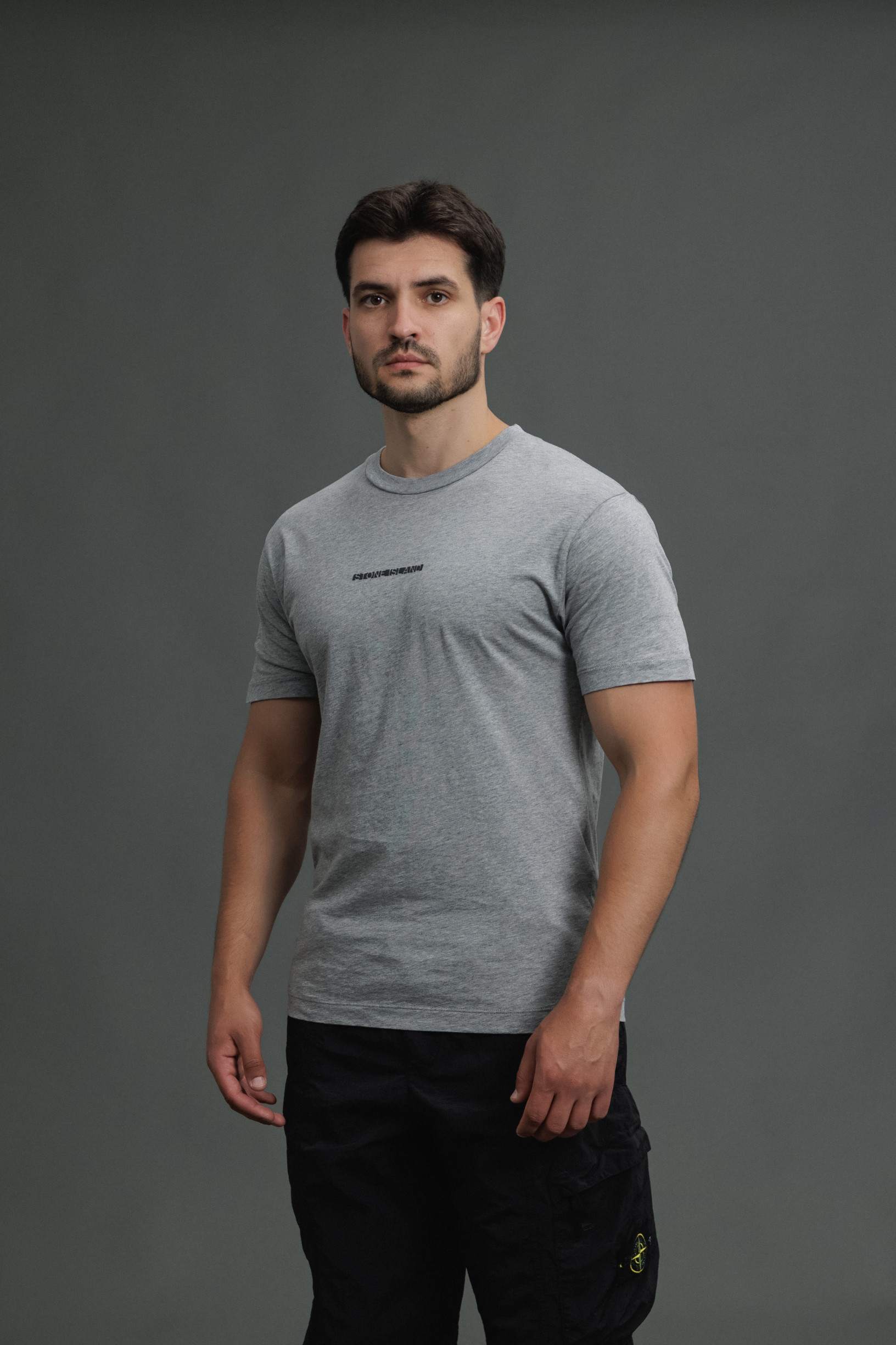 Чоловіча футболка STONE ISLAND 152NS81 V0M64, колір сірий