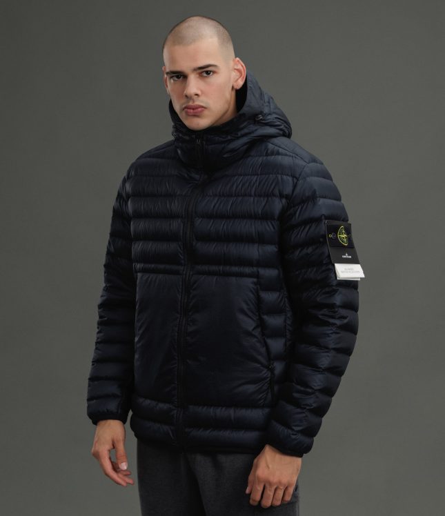 Чоловіча куртка STONE ISLAND BIO-BASED RIPSTOP NYLON DOWN 1540324 V0020, колір синій | Ціна 32999 грн, фото 1