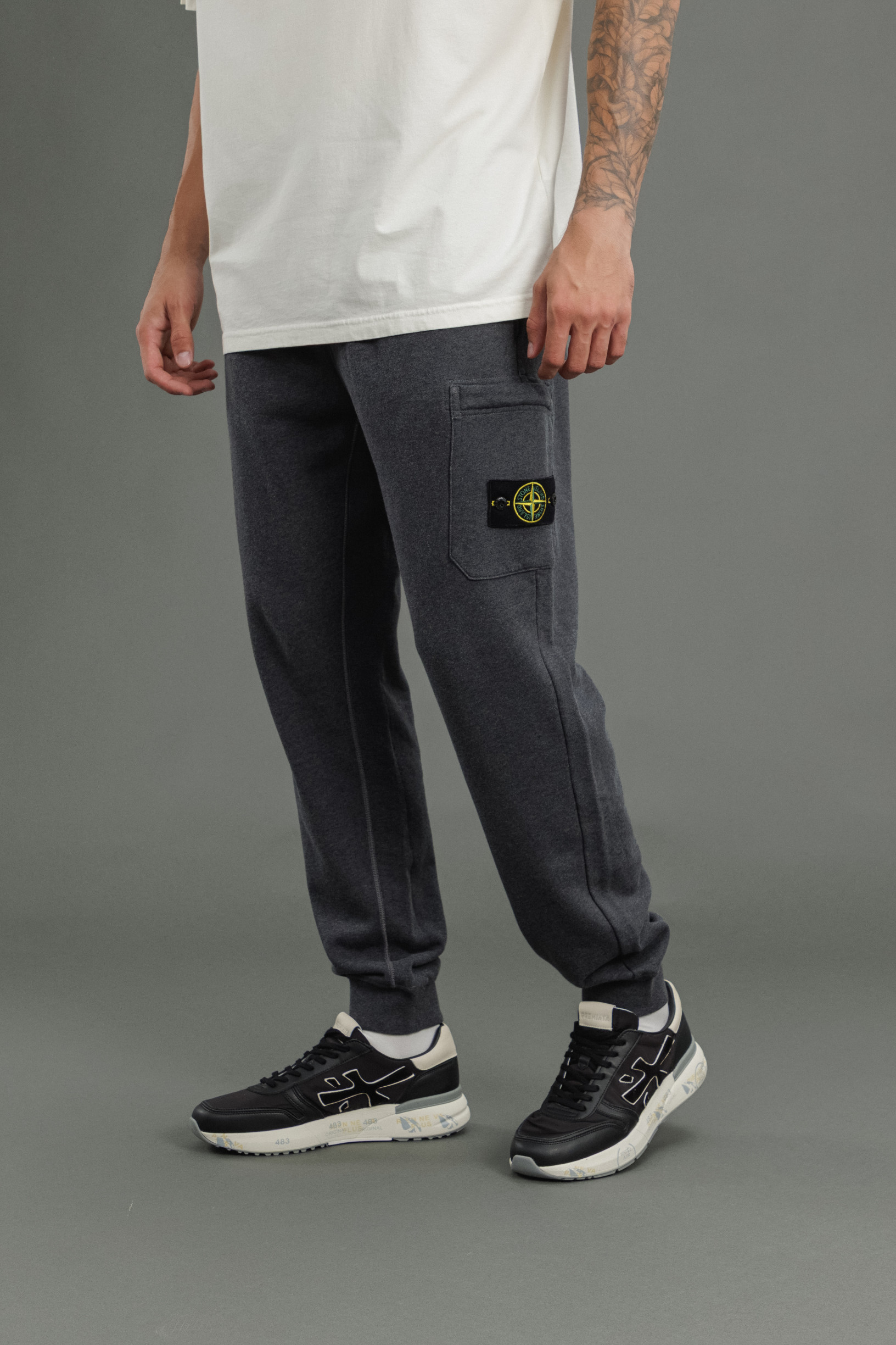 Чоловічі штани STONE ISLAND 1564451 V0M67, колір сірий