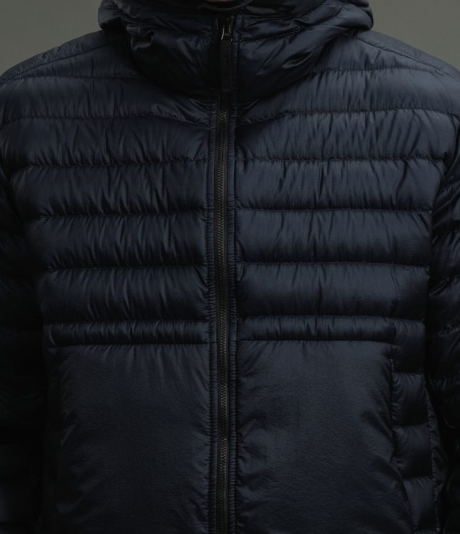 Чоловіча куртка STONE ISLAND BIO-BASED RIPSTOP NYLON DOWN 1540324 V0020, колір синій | Ціна 32999 грн, фото 4