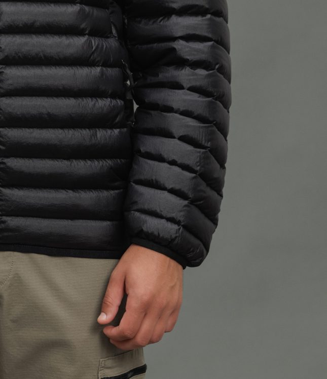 Чоловіча куртка STONE ISLAND LOOM WOVEN CHAMBERS R-NYLON DOWN-TC 1540324 V0029, колір чорний | Ціна 37999 грн, фото 6