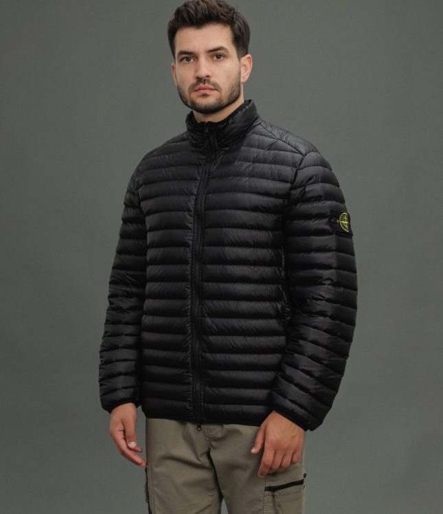 Чоловіча куртка STONE ISLAND LOOM WOVEN CHAMBERS R-NYLON DOWN-TC 1541524 V0029, колір чорний | Ціна 26999 грн, фото 1