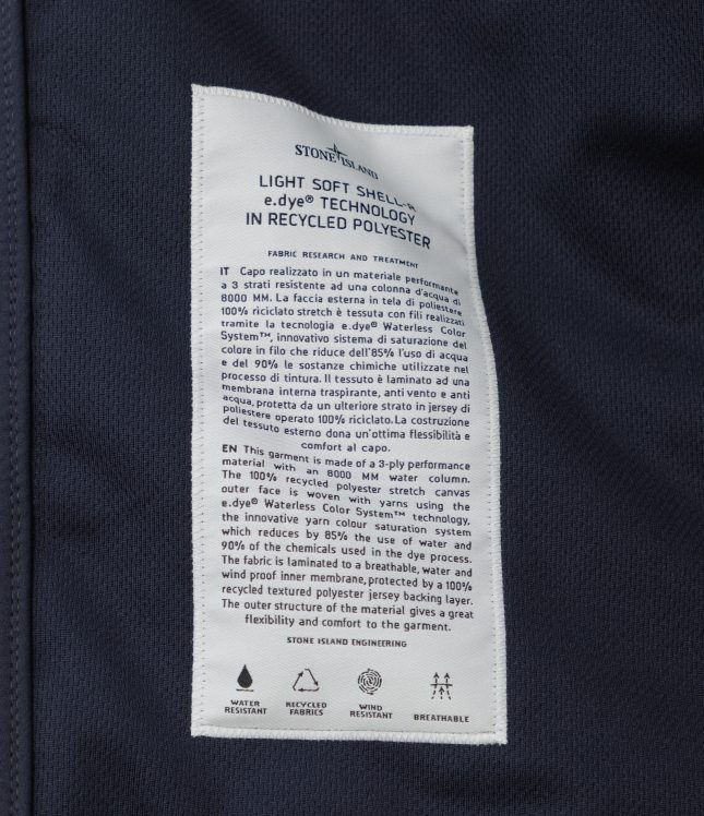 Чоловіча куртка STONE ISLAND LIGHT SOFT SHELL-R e.dye® TECHNOLOGY IN RECYCLED POLYESTER 1540927 V0020, колір синій | Ціна 23999 грн, фото 8