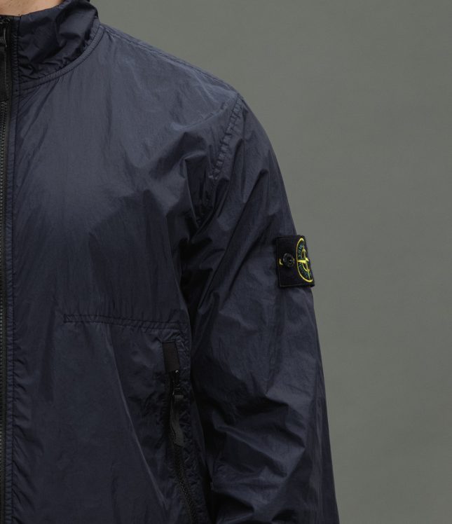 Чоловіча куртка STONE ISLAND GARMENT DYED CRINKLE REPS NY 1542822 V0020, колір синій | Ціна 27999 грн, фото 4
