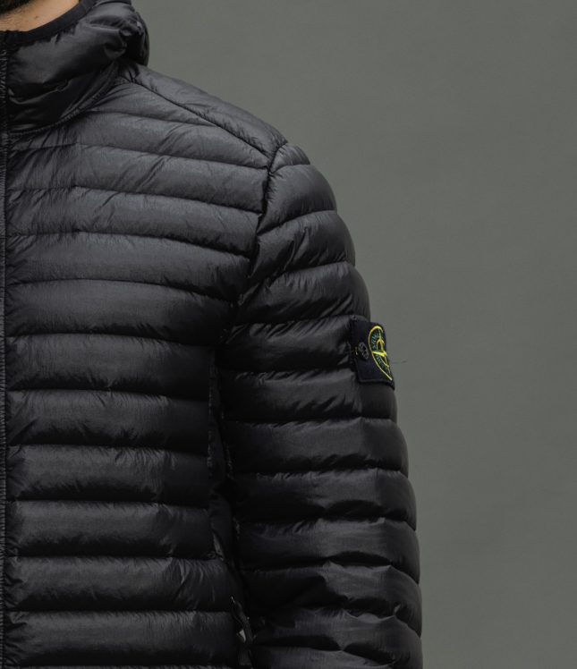 Чоловіча куртка STONE ISLAND LOOM WOVEN CHAMBERS R-NYLON DOWN-TC 1540324 V0029, колір чорний | Ціна 37999 грн, фото 5