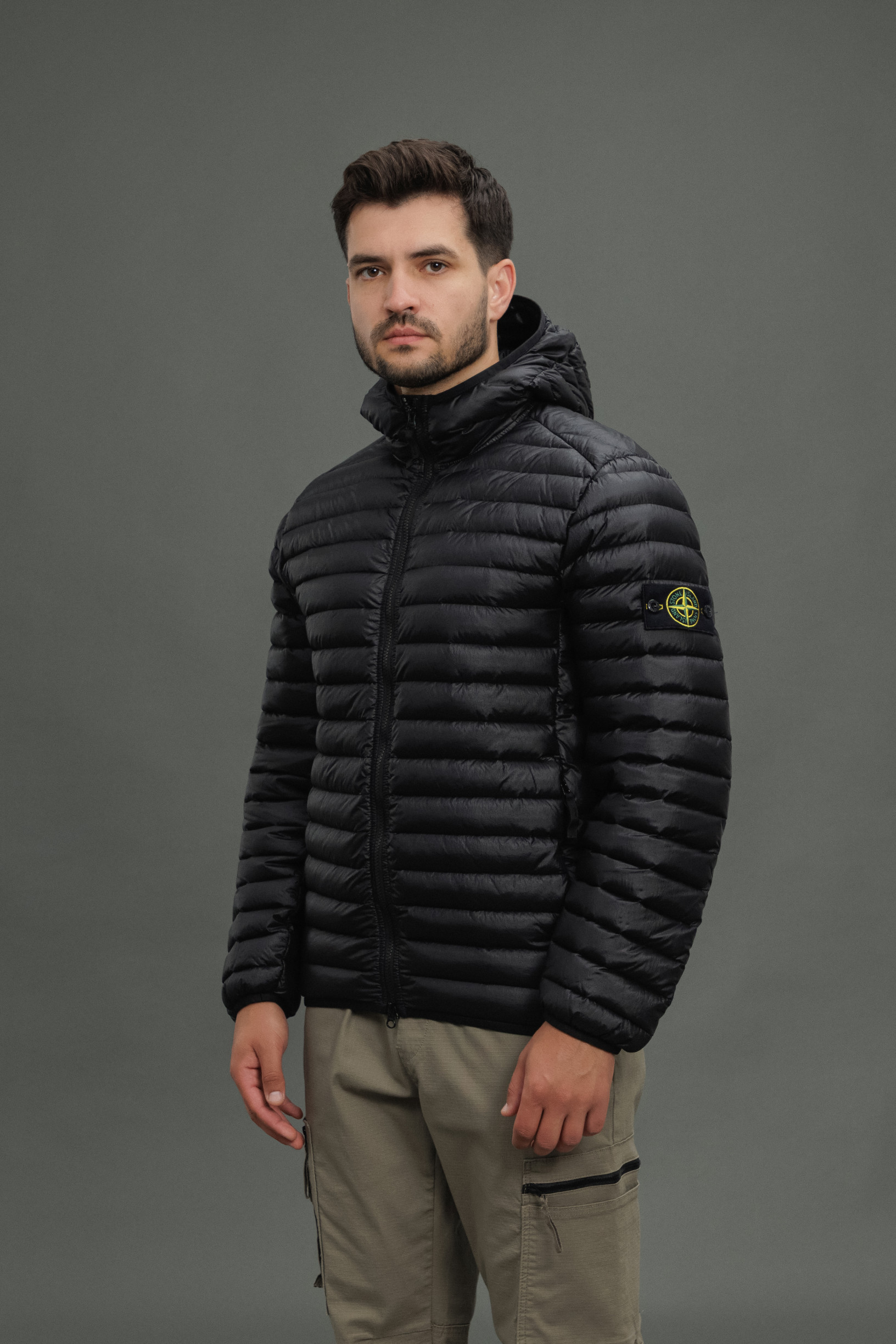 Чоловіча куртка STONE ISLAND LOOM WOVEN CHAMBERS R-NYLON DOWN-TC 1540324 V0029, колір чорний