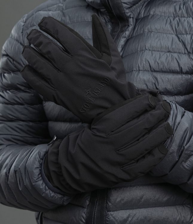 Чоловічі рукавиці STONE ISLAND 1592429 V0029, колір чорний | Ціна 7499 грн, фото 1