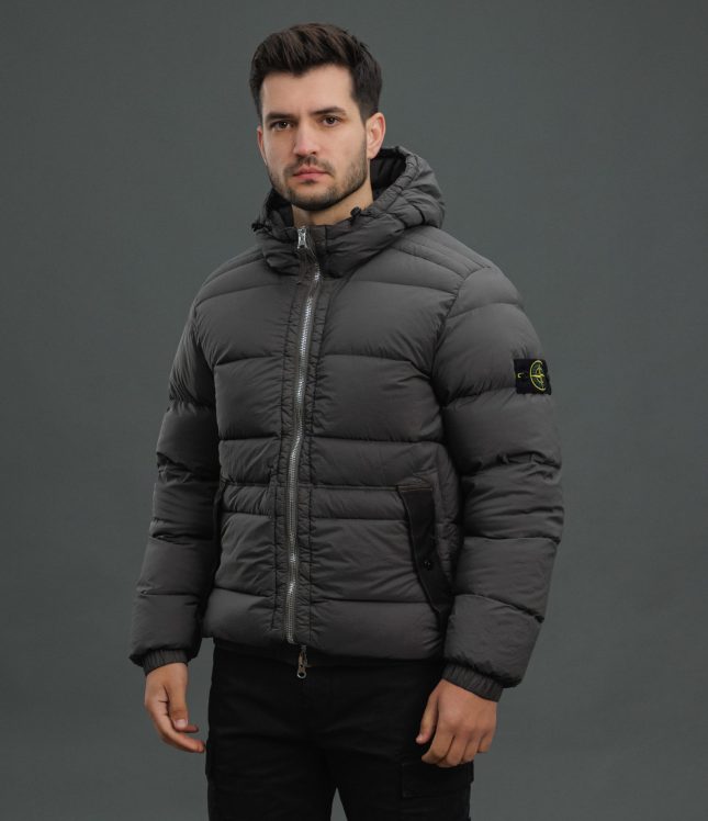 Чоловіча куртка STONE ISLAND SEAMLESS TUNNEL NYLON DOWN-TC 154100040-S0028 V0062, колір сірий | Ціна 42999 грн, фото 1