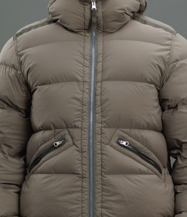 Чоловіча куртка STONE ISLAND SEAMLESS TUNNEL NYYLON DOWN-TC 1543128 V0075, колір коричневий | Ціна 42999 грн, фото 3
