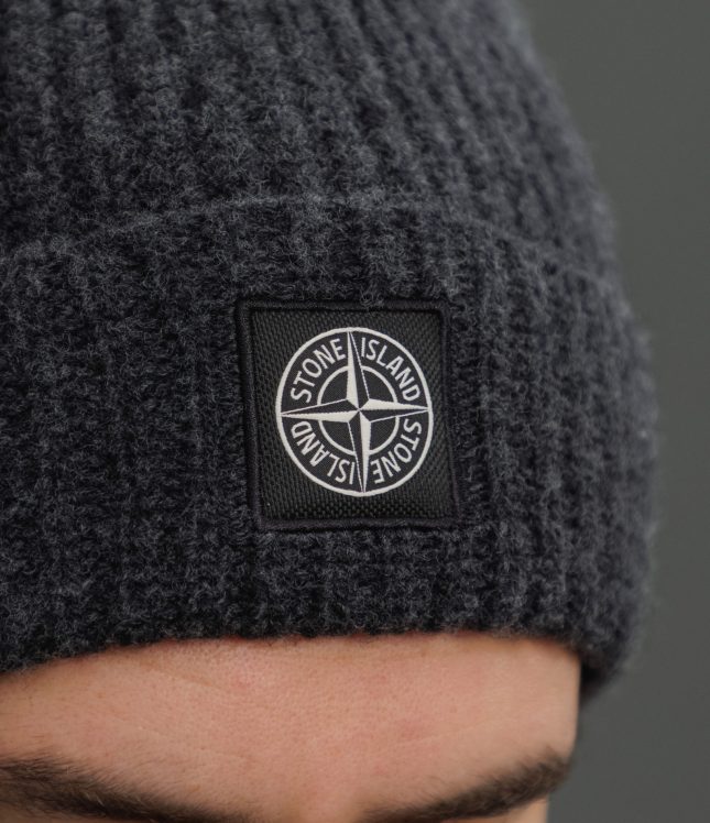 Чоловіча шапка STONE ISLAND 7715N10B5 V0065, колір сірий | Ціна 8499 грн, фото 3