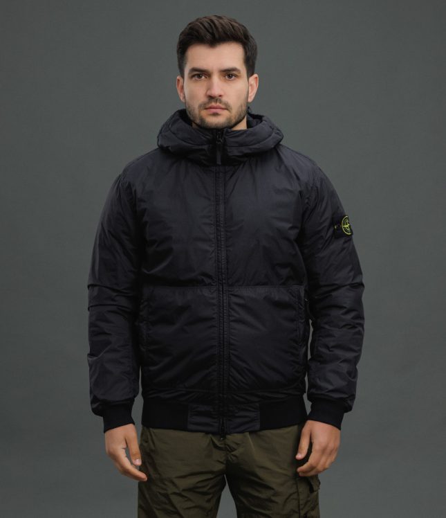 Чоловіча куртка STONE ISLAND GARMENT DYED CRINKLE REPS NY 154100013-S0A23 V0029, колір чорний | Ціна 47999 грн, фото 2