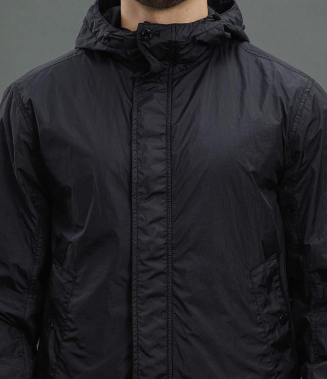 Чоловіча куртка STONE ISLAND GARMENT DYED CRINKLE REPS 154100092-S0A23 V0029, колір чорний | Ціна 24999 грн, фото 3