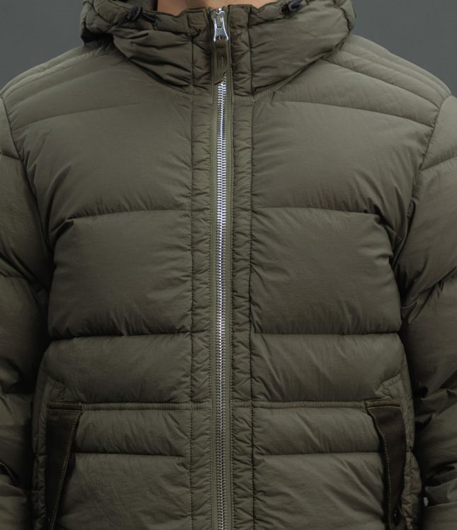 Чоловіча куртка STONE ISLAND SEAMLESS TUNNEL NYLON DOWN-TC 154100040-S0028 V0054, колір зелений | Ціна 42999 грн, фото 3