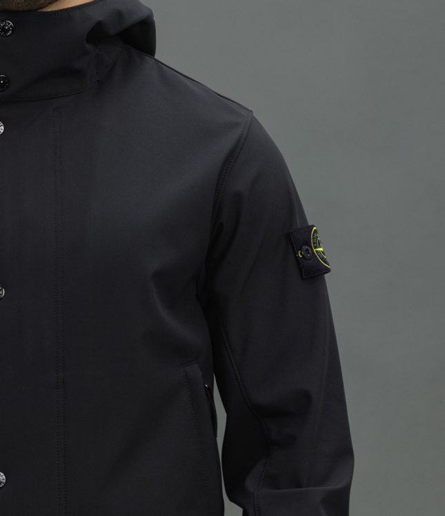 Чоловіча куртка STONE ISLAND LIGHT SOFT SHELL-R e.dye® TECHNOLOGY 154100118-S0A22 V0029, колір чорний | Ціна 35999 грн, фото 4