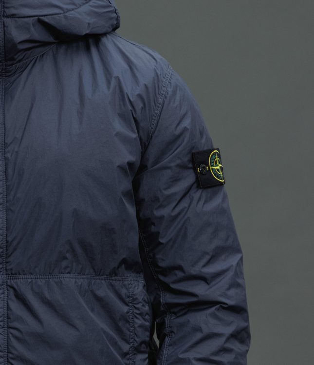 Чоловіча куртка STONE ISLAND GARMENT DYED CRINKLE REPS NY 154100013-S0A23 V0020, колір синій | Ціна 47999 грн, фото 4