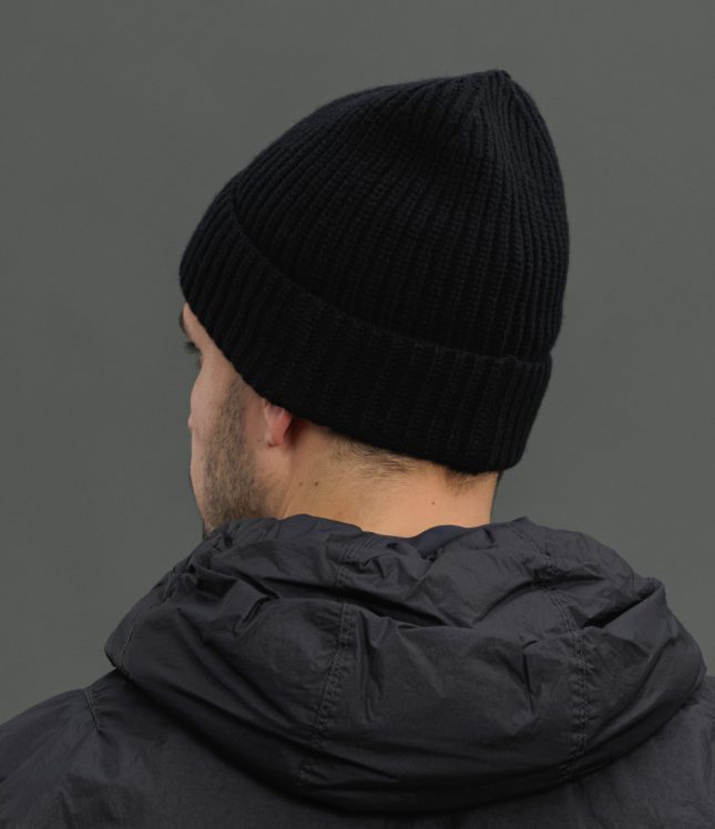 Чоловіча шапка STONE ISLAND 15N100012-S00B4 V0029, колір чорний | Ціна 8499 грн, фото 4