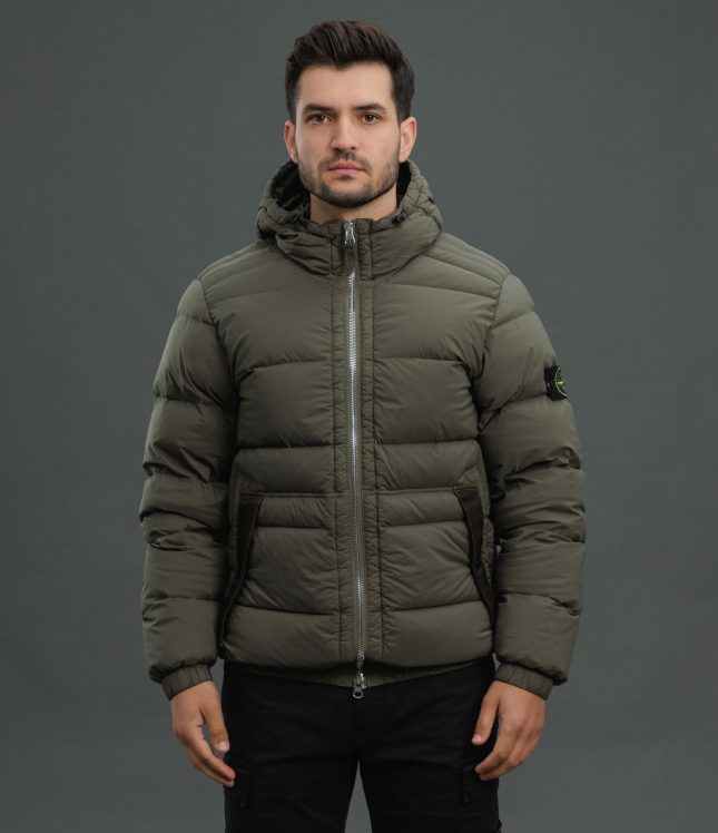 Чоловіча куртка STONE ISLAND SEAMLESS TUNNEL NYLON DOWN-TC 154100040-S0028 V0054, колір зелений | Ціна 42999 грн, фото 2