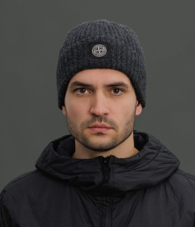 Чоловіча шапка STONE ISLAND 7715N10B5 V0065, колір сірий | Ціна 8499 грн, фото 1