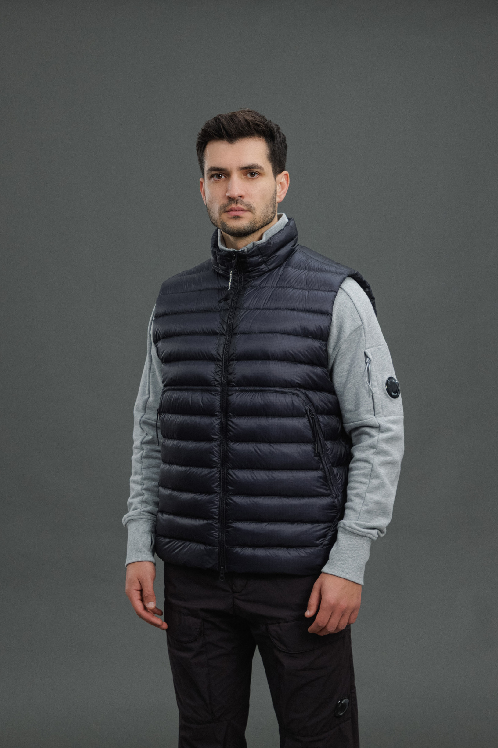 Чоловіча жилетка C.P. COMPANY D.D. SHELL VEST CMOW036A 006099A COL:888, колір синій