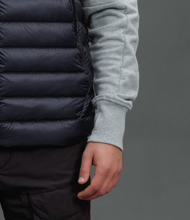 Чоловіча жилетка C.P. COMPANY D.D. SHELL VEST CMOW036A 006099A COL:888, колір синій | Ціна 19999 грн, фото 5