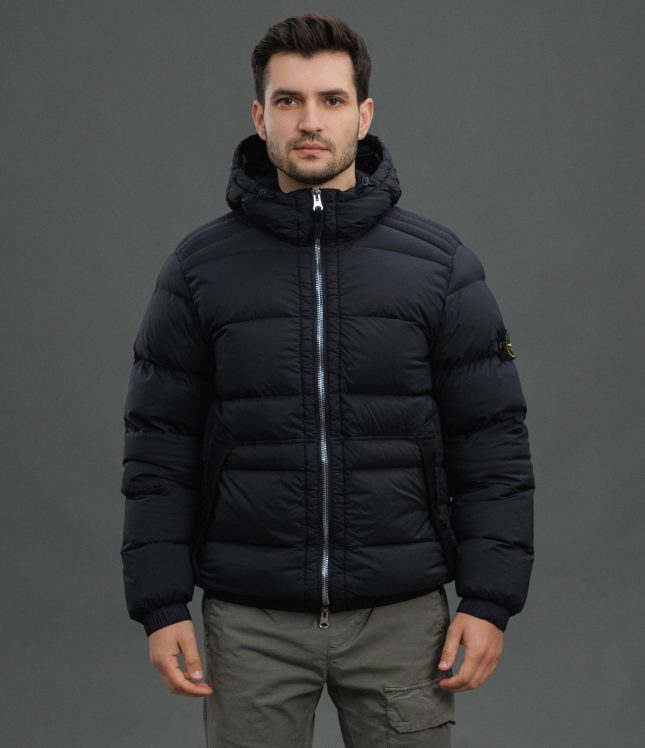 Чоловіча куртка STONE ISLAND SEAMLESS TUNNEL NYLON DOWN-TC 154100040-S0028 V0029, колір чорний | Ціна 49999 грн, фото 2