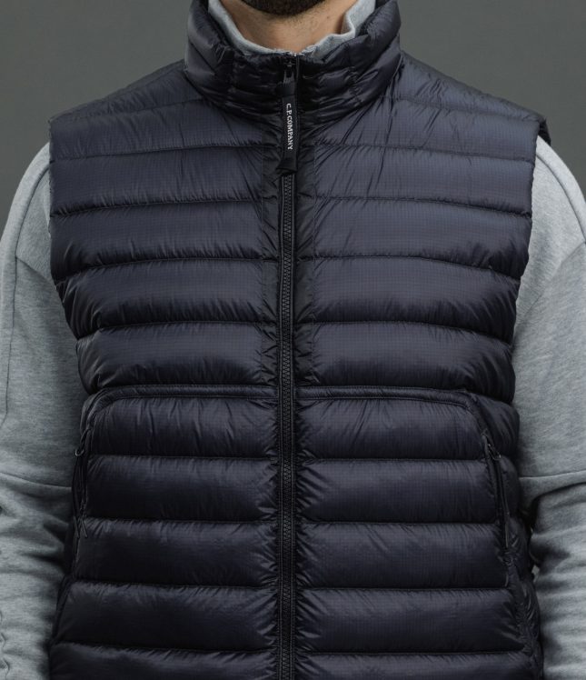 Чоловіча жилетка C.P. COMPANY D.D. SHELL VEST CMOW036A 006099A COL:888, колір синій | Ціна 19999 грн, фото 3