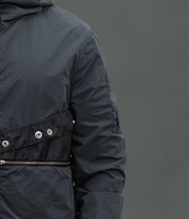 Чоловіча куртка C.P. COMPANY FLATT NYLON GARMENT DYEING DOWN JACKET CMOS051A 005991G COL:985, колір сірий | Ціна 15999 грн, фото 5