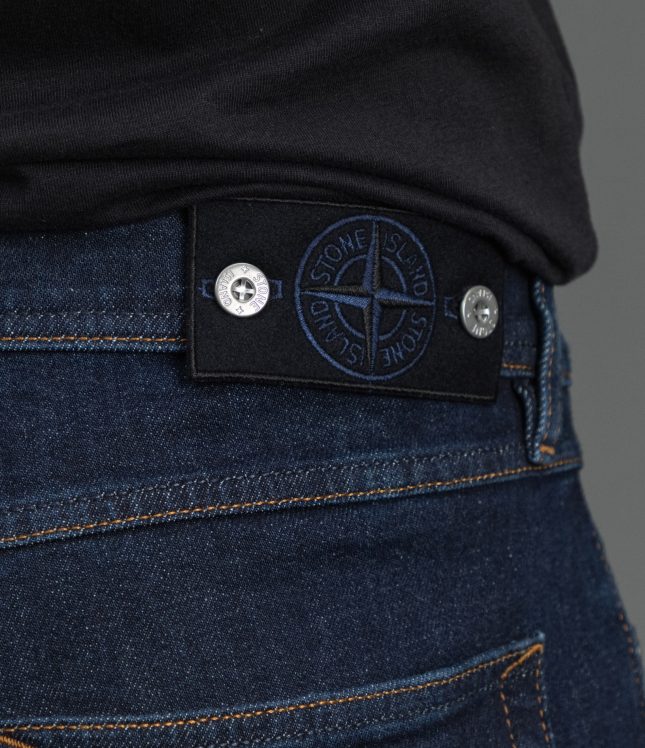 Чоловічі штани STONE ISLAND STRETCH INDIGO DENIM-RINSED SLIM 15J100007-S0J12 VJ201, колір синій | Ціна 18999 грн, фото 7