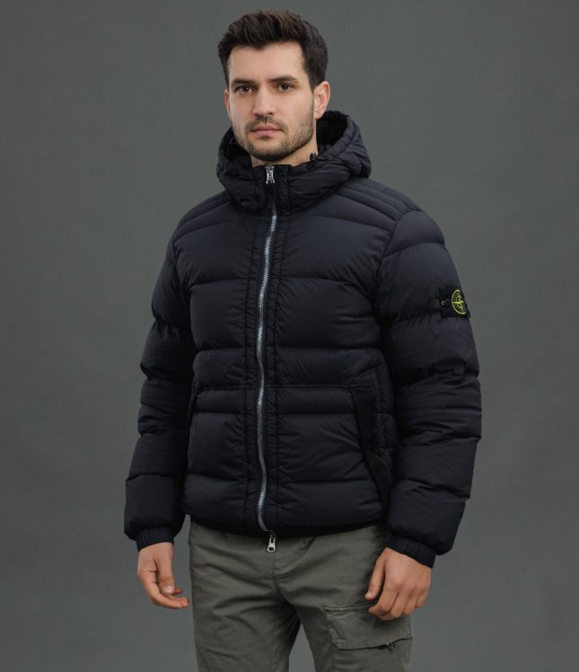 Чоловіча куртка STONE ISLAND SEAMLESS TUNNEL NYLON DOWN-TC 154100040-S0028 V0029, колір чорний | Ціна 49999 грн, фото 1