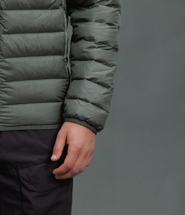 Чоловіча куртка STONE ISLAND LOOM WOVEN CHAMBERS R-NYLON DOWN-TC 1540124 V0059, колір зелений | Ціна 41999 грн, фото 6
