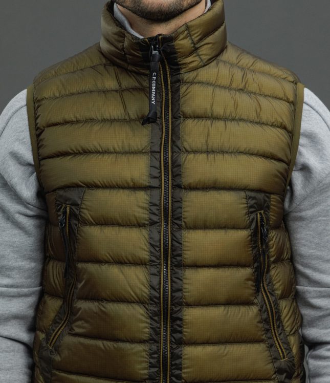 Чоловіча жилетка C.P. COMPANY D.D. SHELL VEST CMOW170A 006099A COL:653, колір зелений | Ціна 19999 грн, фото 3