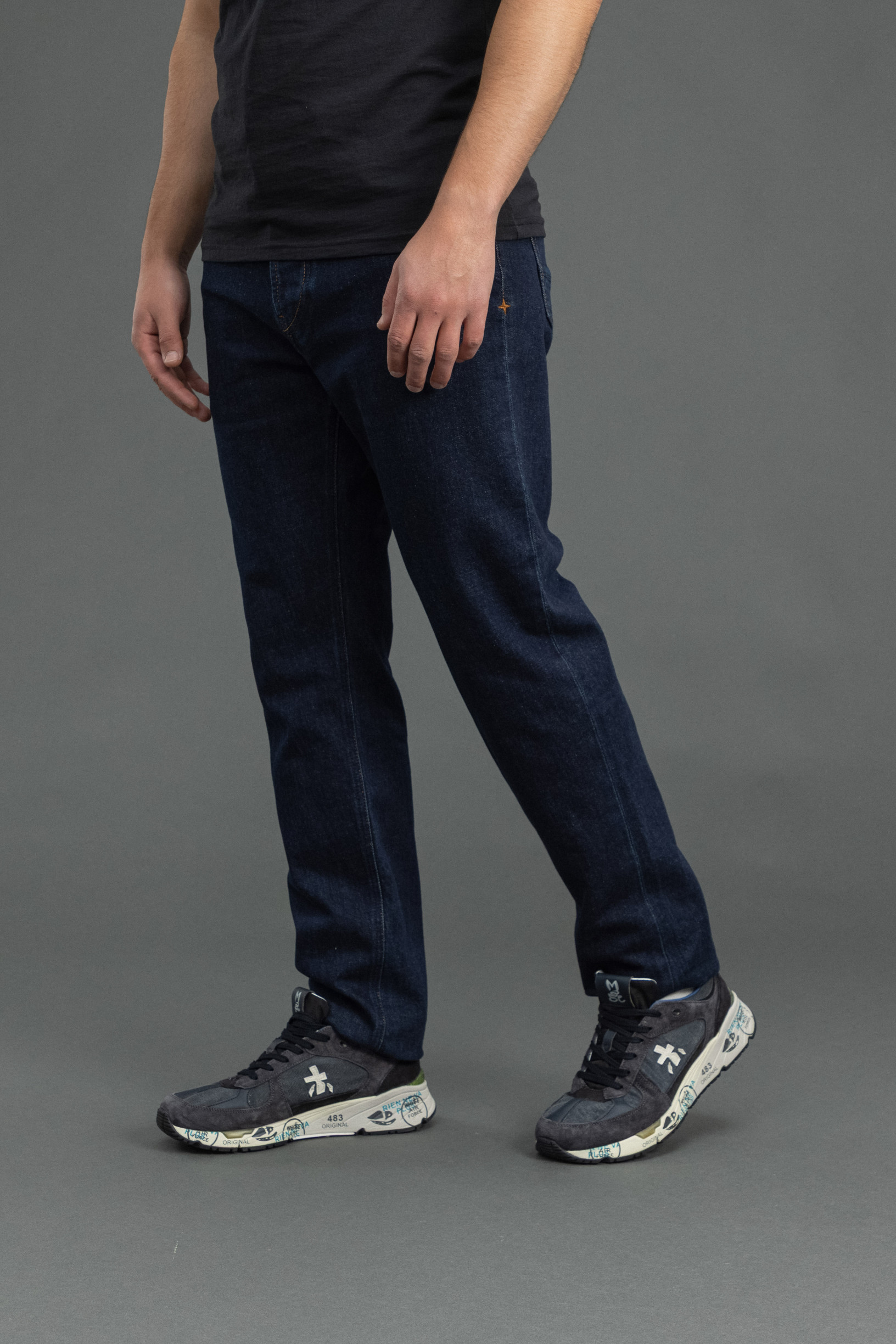Чоловічі штани STONE ISLAND STRETCH INDIGO DENIM-RINSED SLIM 15J100007-S0J12 VJ201, колір синій