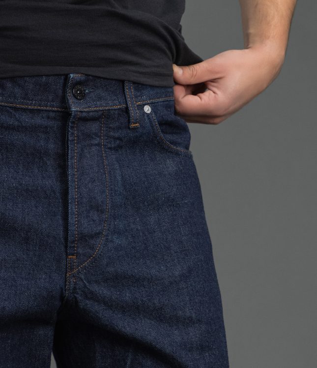 Чоловічі штани STONE ISLAND INDIGO DENIM-RINSED LOOSE 15J100006-S00J7 VJ201, колір синій | Ціна 19999 грн, фото 3