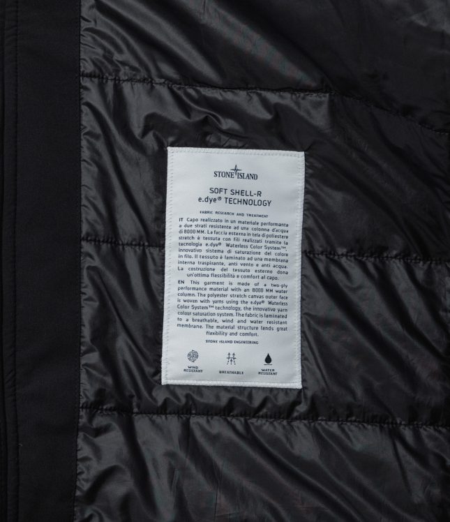 Чоловіча куртка STONE ISLAND SOFT SHELL-R e.dye® WITH PRIMALOFT® INSULATION TECHNOLOGY 154100086-S0A27 V0029, колір чорний | Ціна 44999 грн, фото 8