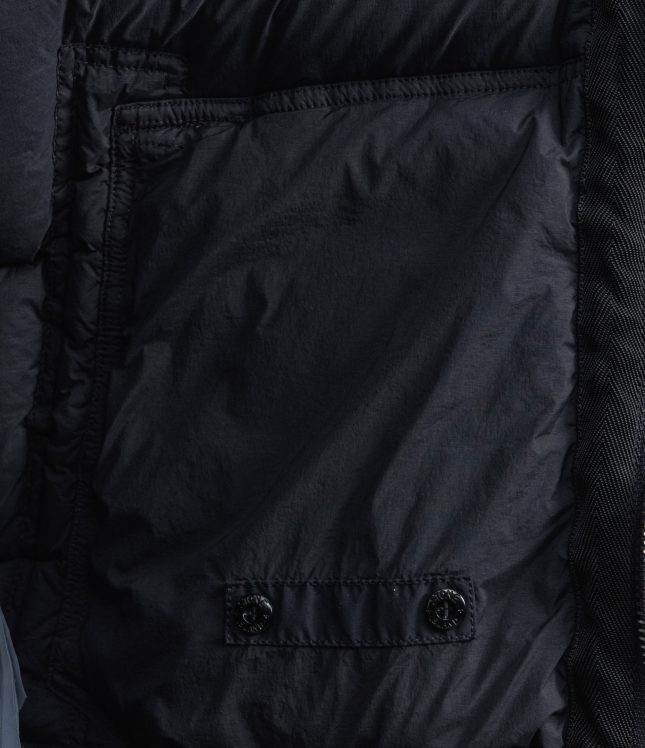 Чоловіча куртка STONE ISLAND SEAMLESS TUNNEL NYLON DOWN-TC 154100040-S0028 V0029, колір чорний | Ціна 49999 грн, фото 9