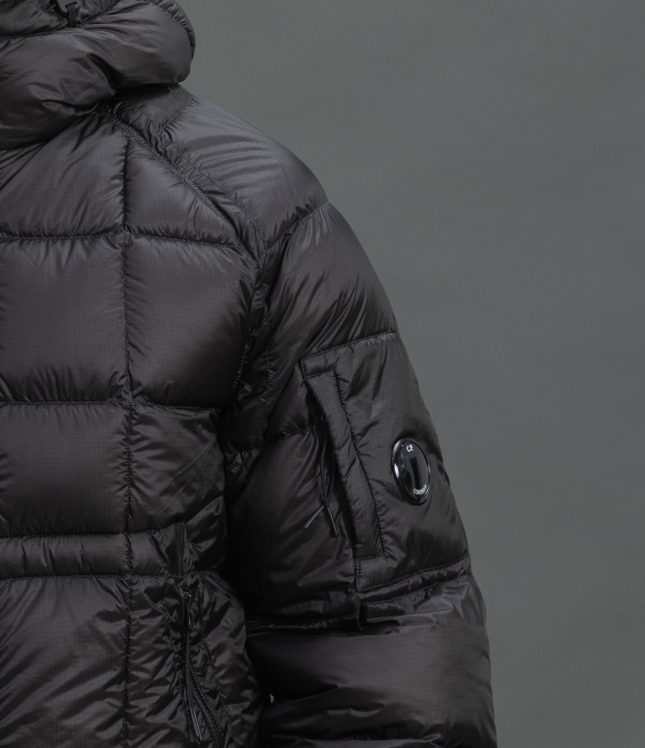 Чоловіча куртка C.P. COMPANY D.D. SHELL DOWN JACKET CMOW702A 110416A COl:999, колір чорний | Ціна 34999 грн, фото 5