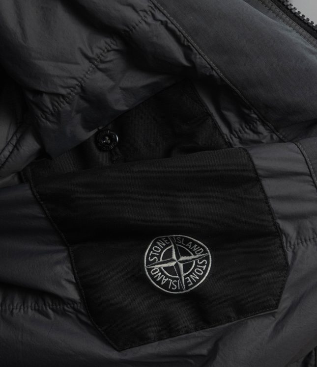 Чоловіча куртка STONE ISLAND GARMENT DYED CRINKLE REPS NY WITH PRIMALOFT®-TC 154100013-S0A23 V0062, колір сірий | Ціна 47999 грн, фото 8