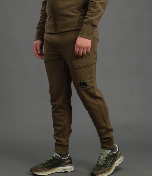 Чоловічі штани C.P. COMPANY CMSP717A 005086W COL:683, колір зелений | Ціна 10499 грн, фото 1